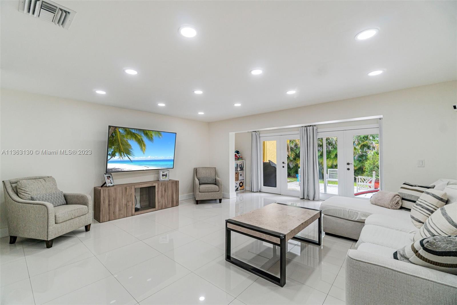 3962 E Estepona Ave Unit: 5D2