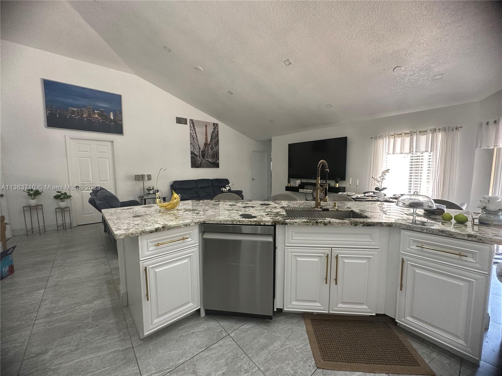 4700 Chardonnay Dr