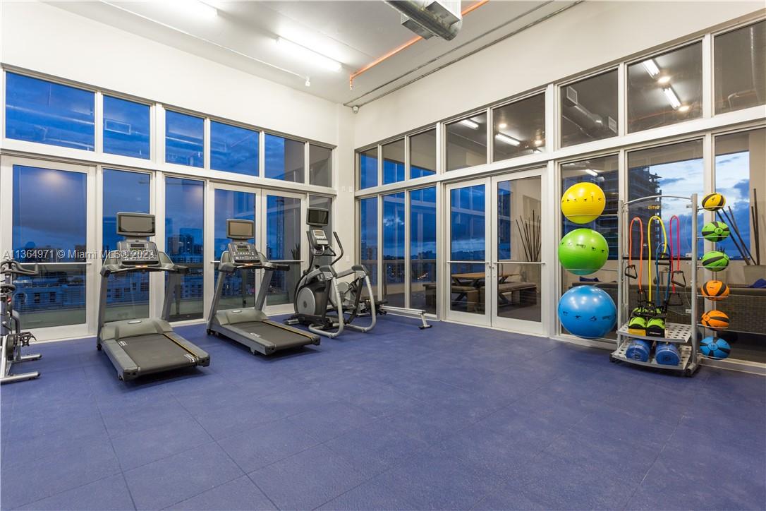 117 SW 10th Street Unit: 2005