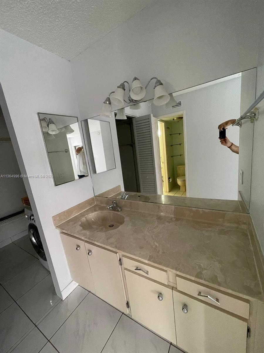 461 NW 107th Ave Unit: 205
