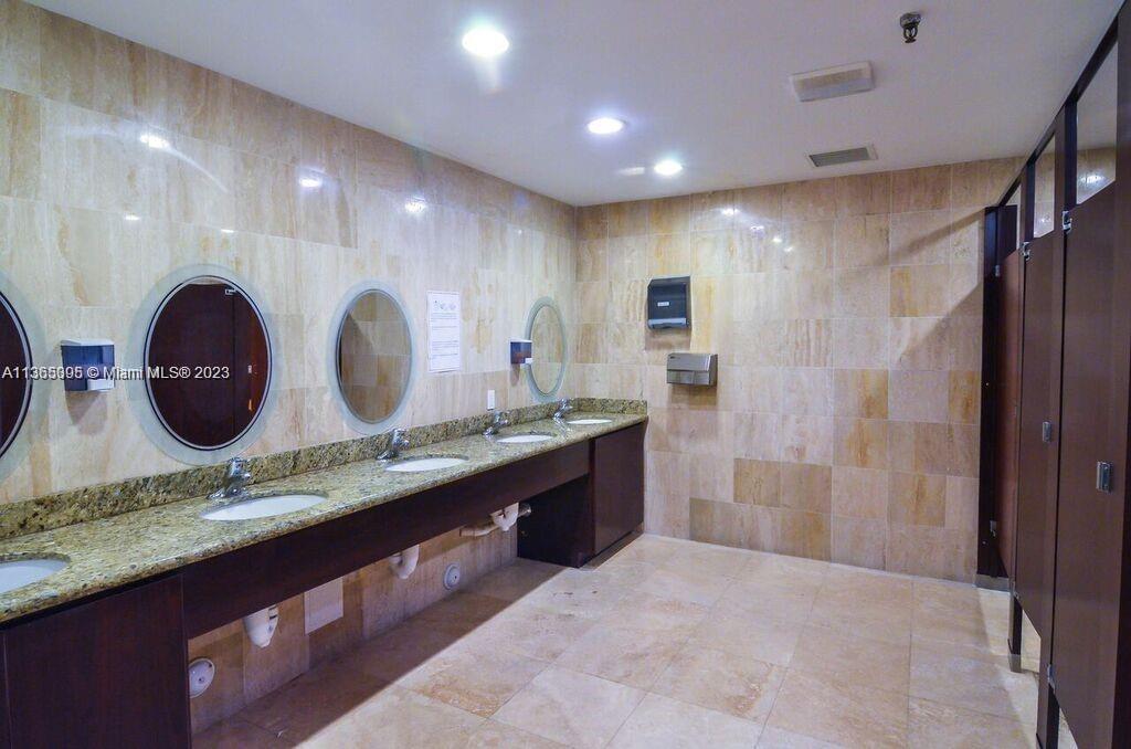 5600 SW 135th Ave Unit: 110