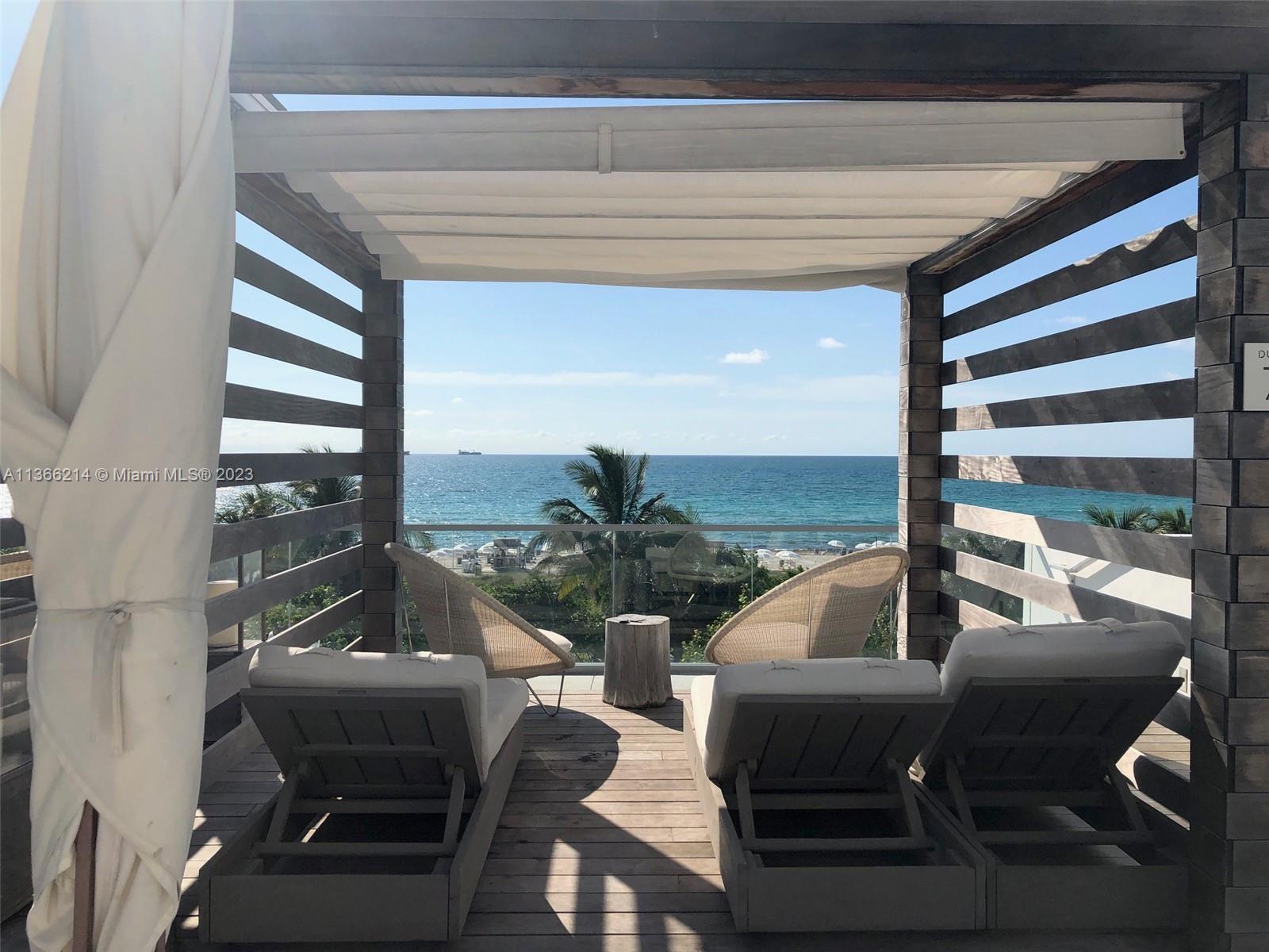 2301 Collins Ave Unit: 533