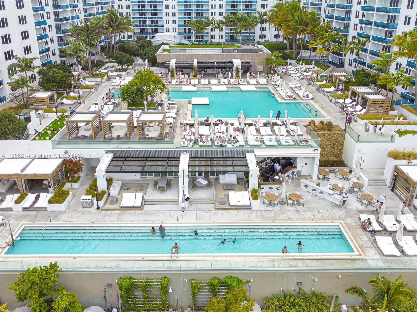 2301 Collins Ave Unit: 533