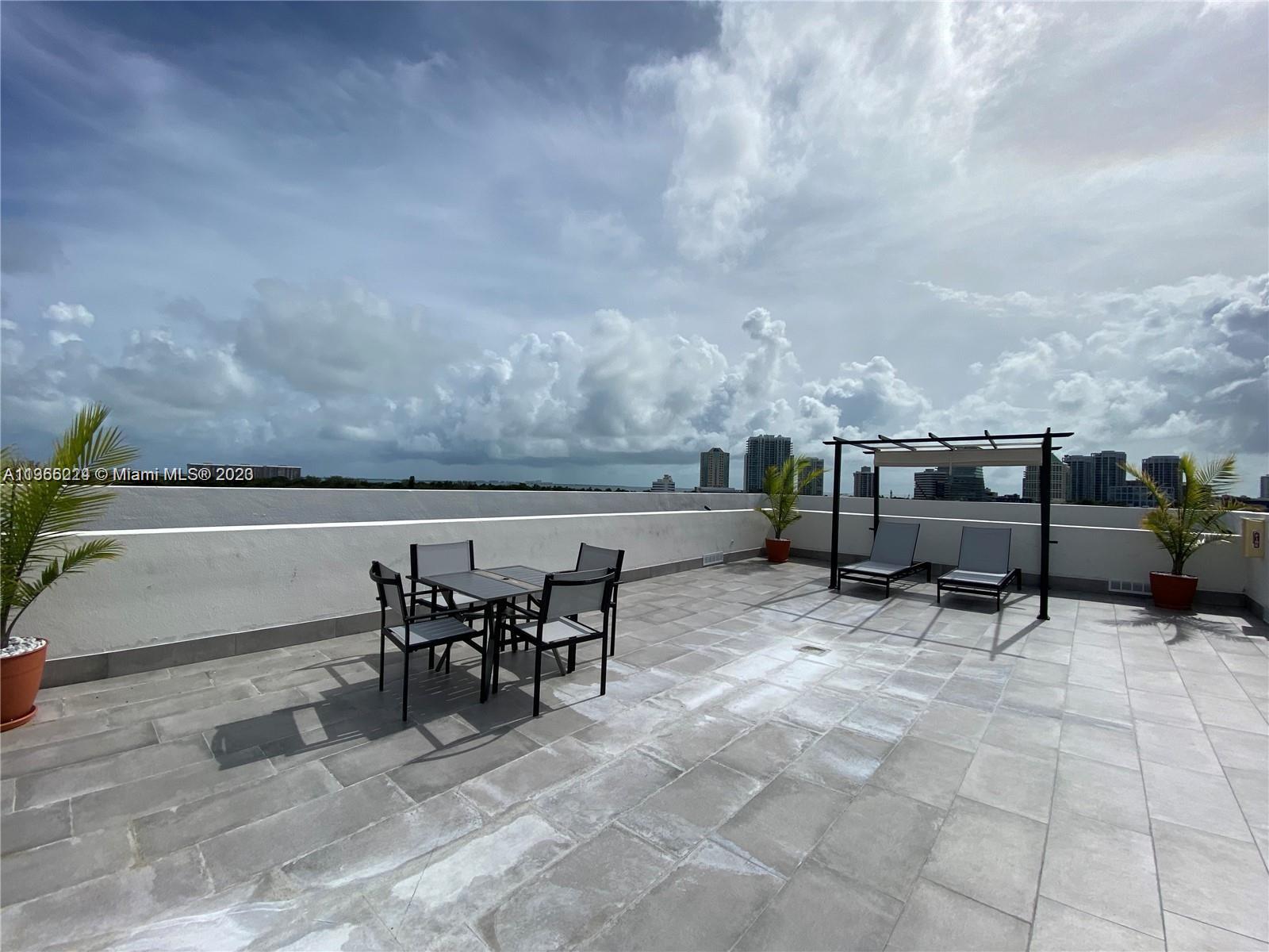 2740 SW 28th Ter Unit: 705