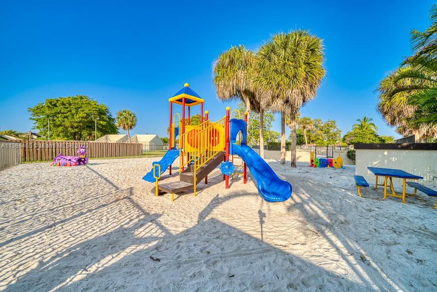 13289 SW 112th Ter Unit: 44-3