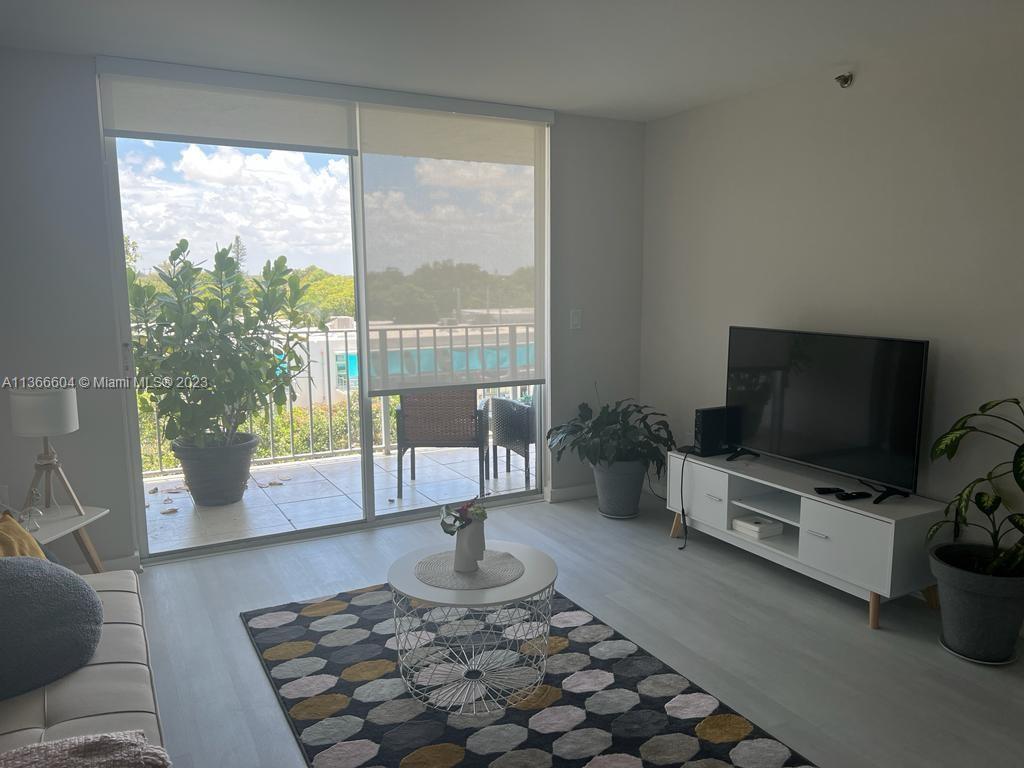 650 NE 64th St Unit: G508