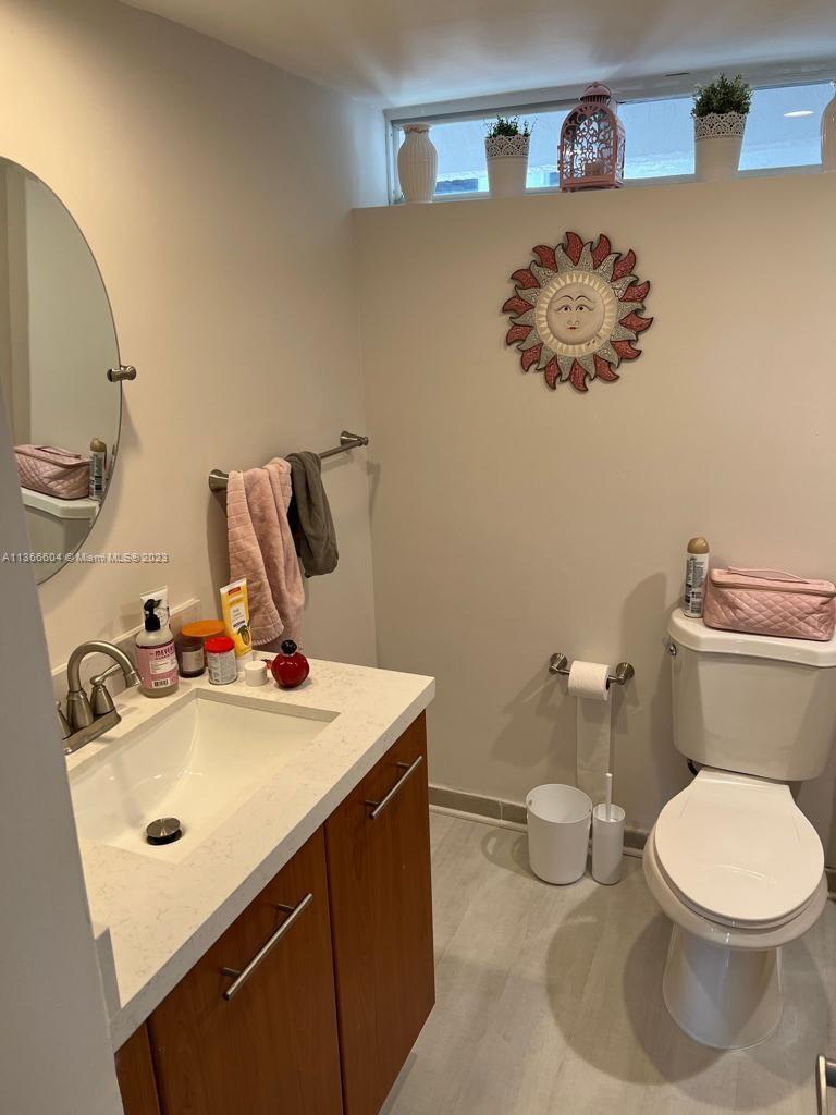 650 NE 64th St Unit: G508