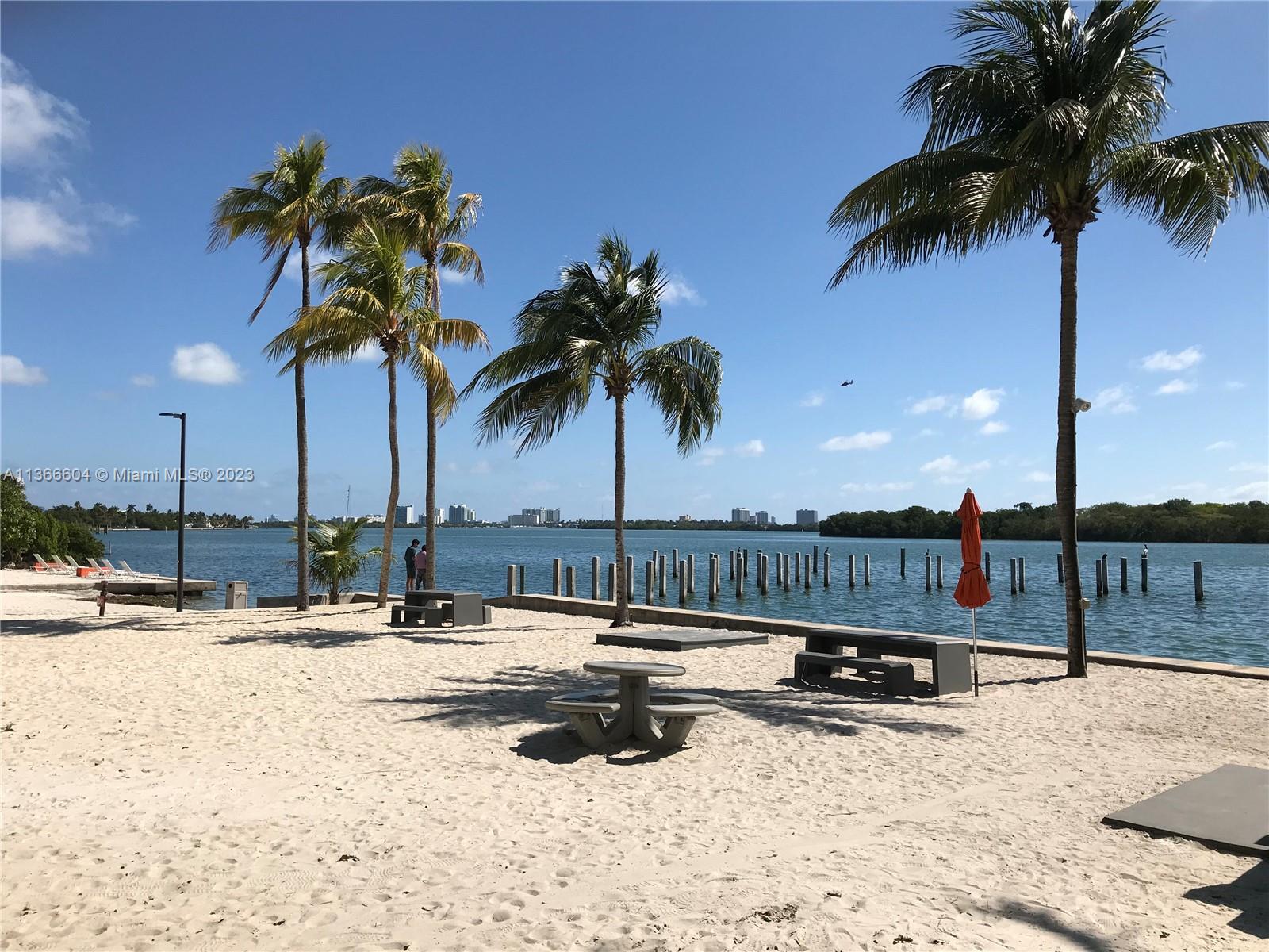 650 NE 64th St Unit: G508