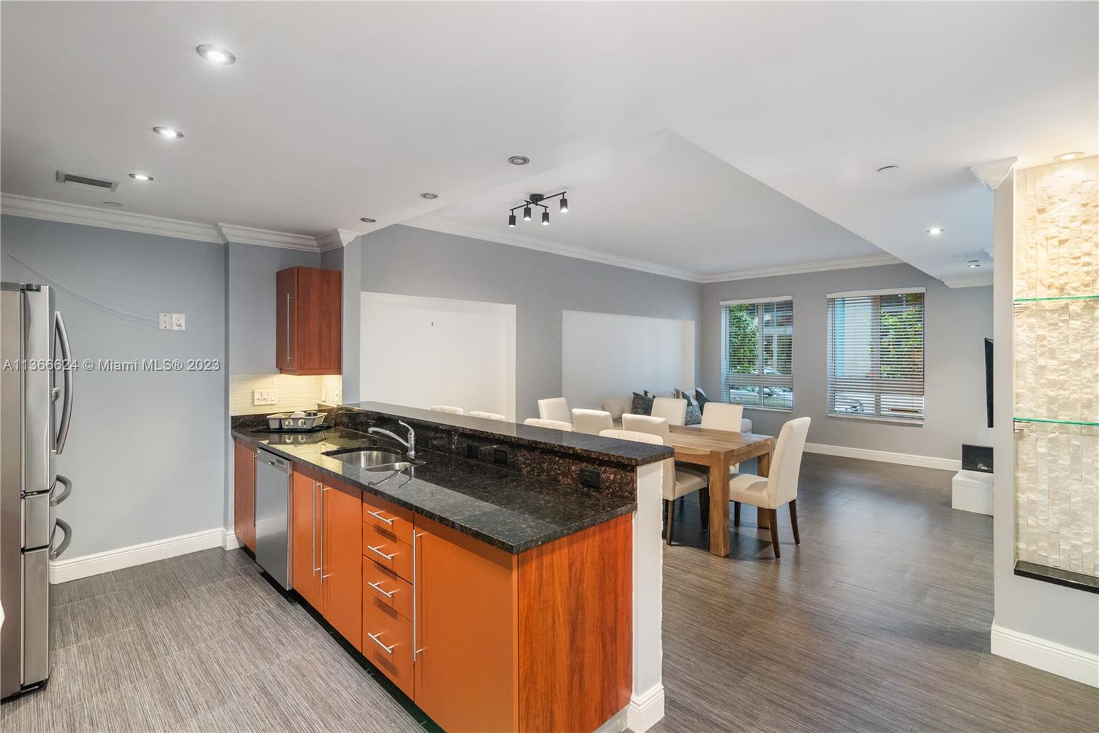 8945 SW 73rd Pl Unit: TH114S