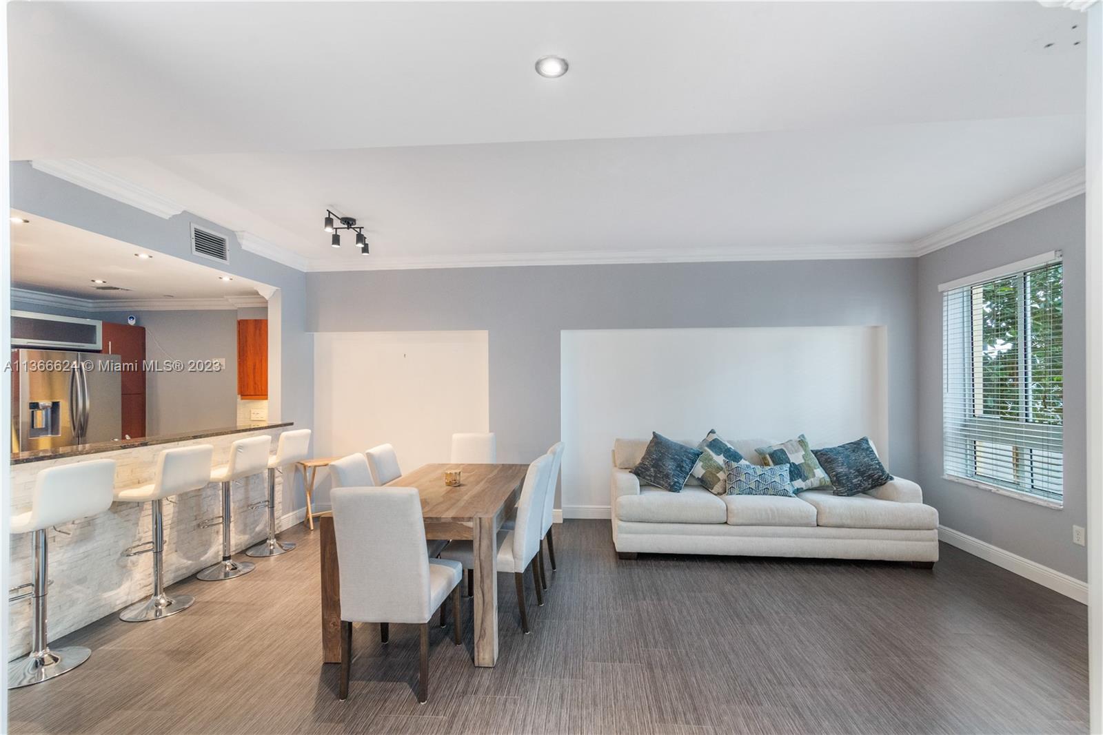 8945 SW 73rd Pl Unit: TH114S