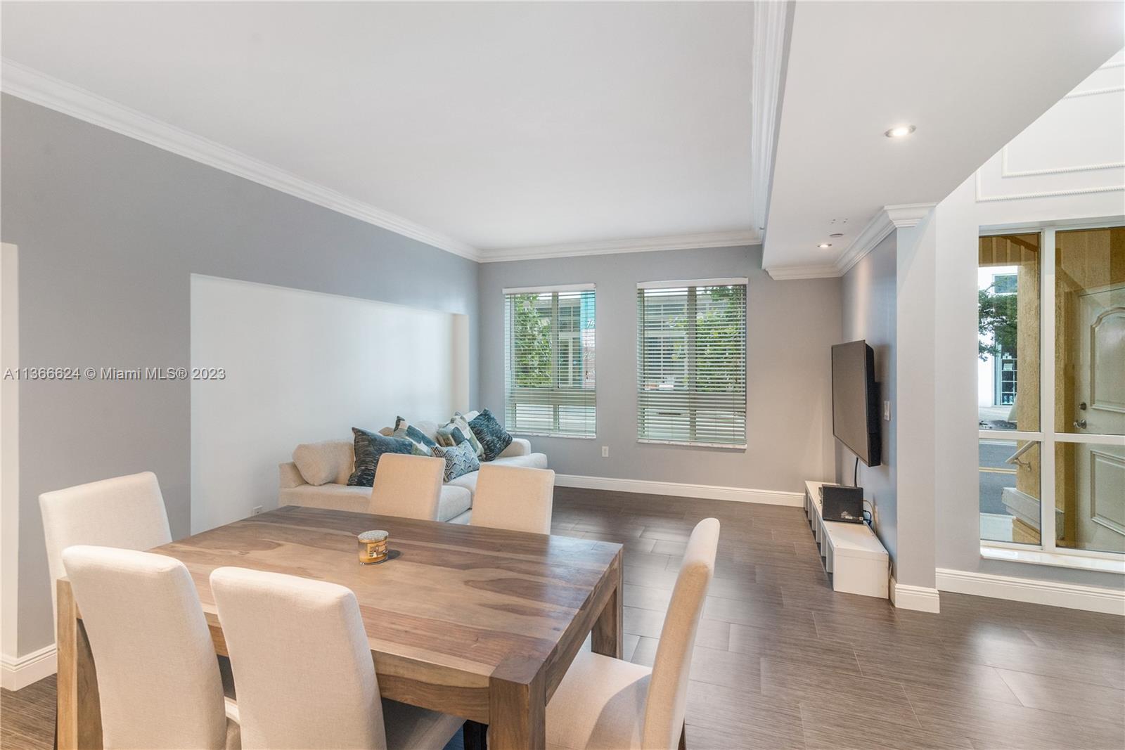8945 SW 73rd Pl Unit: TH114S