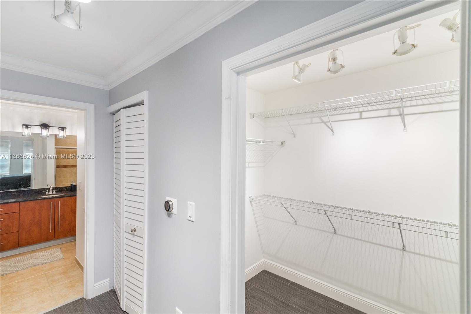 8945 SW 73rd Pl Unit: TH114S