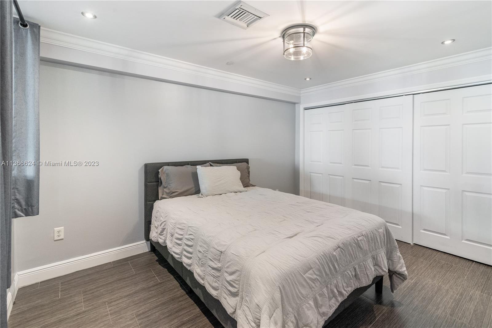 8945 SW 73rd Pl Unit: TH114S