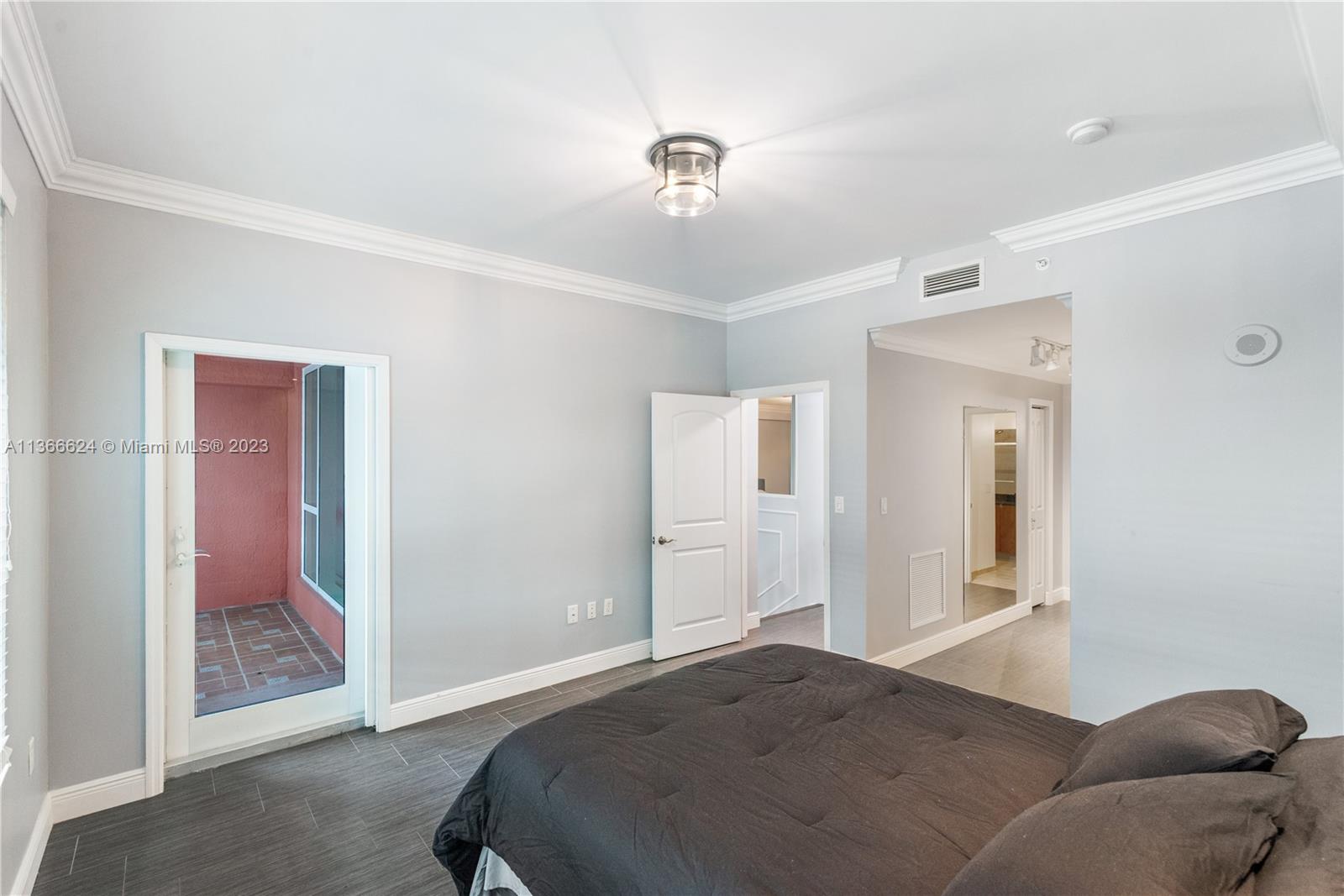 8945 SW 73rd Pl Unit: TH114S