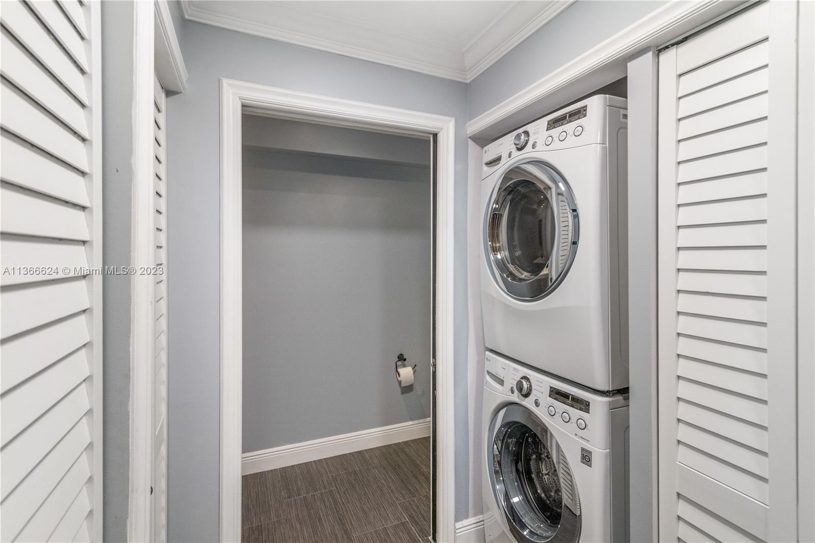 8945 SW 73rd Pl Unit: TH114S