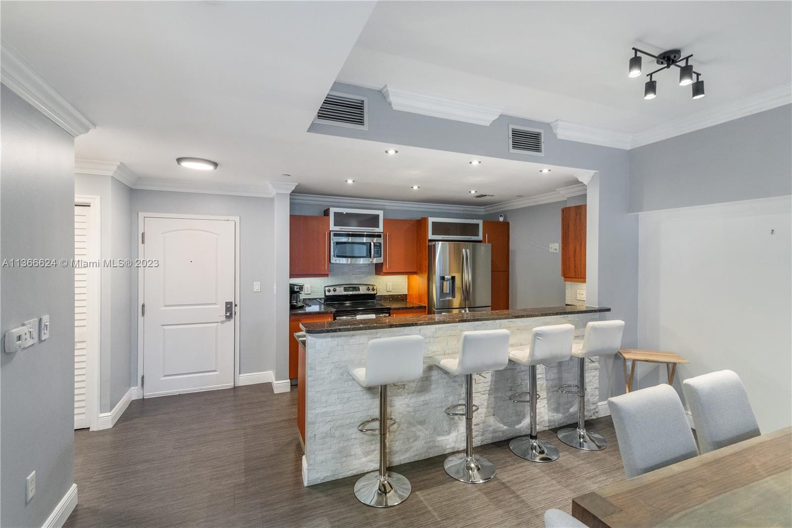 8945 SW 73rd Pl Unit: TH114S