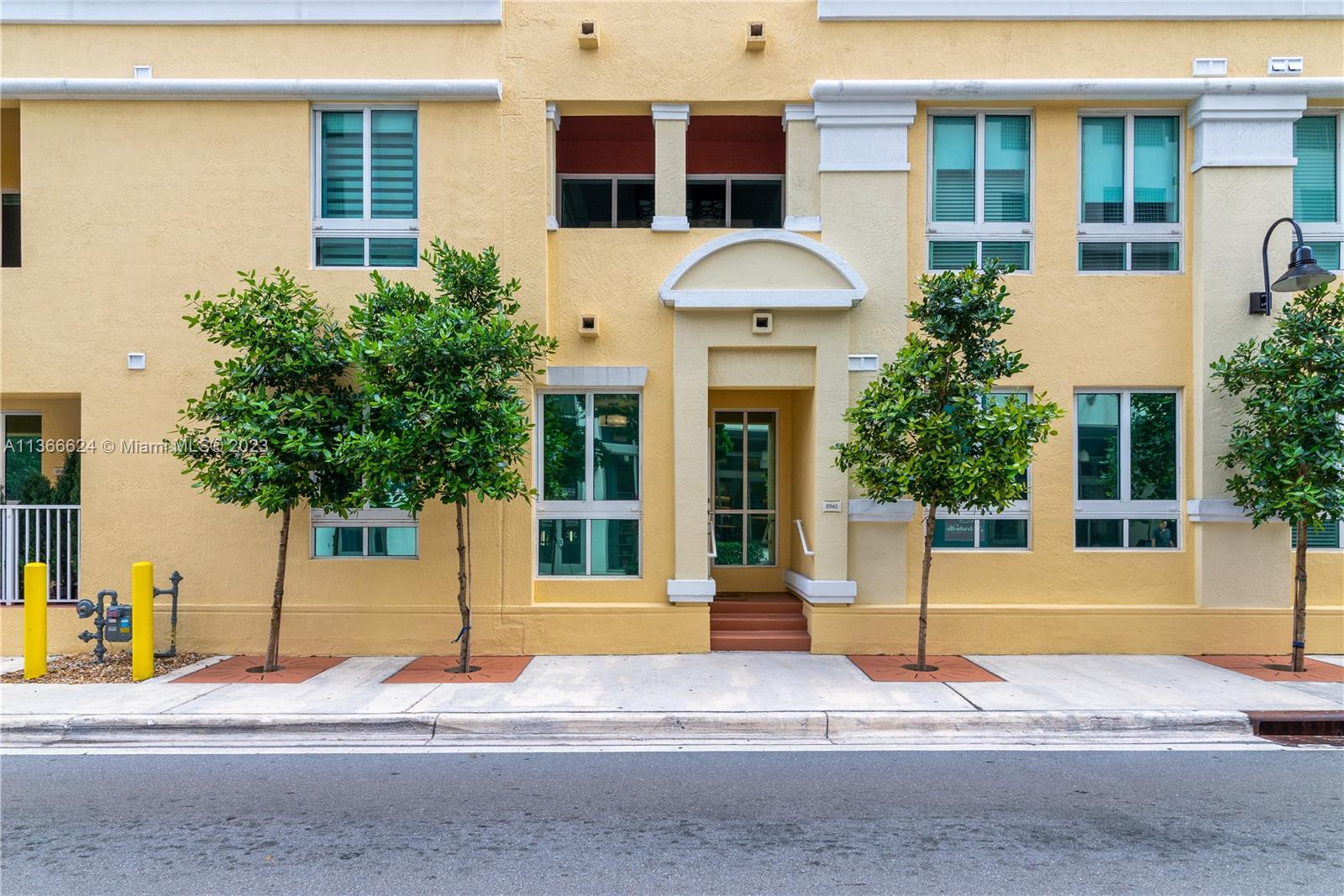 8945 SW 73rd Pl Unit: TH114S