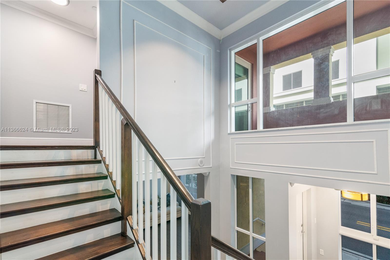8945 SW 73rd Pl Unit: TH114S