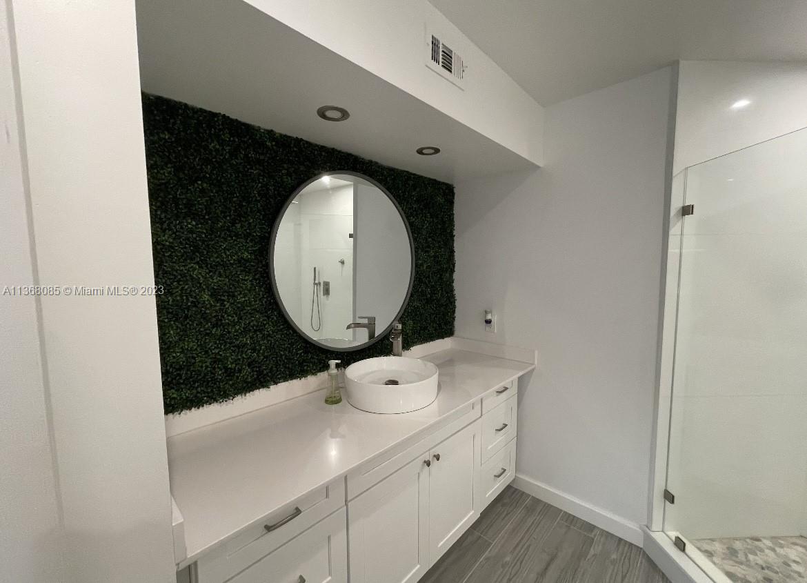 151 NE 16th Ave Unit: 366