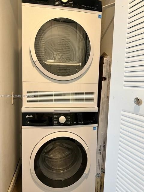 2740 SW 28th Ter Unit: 208