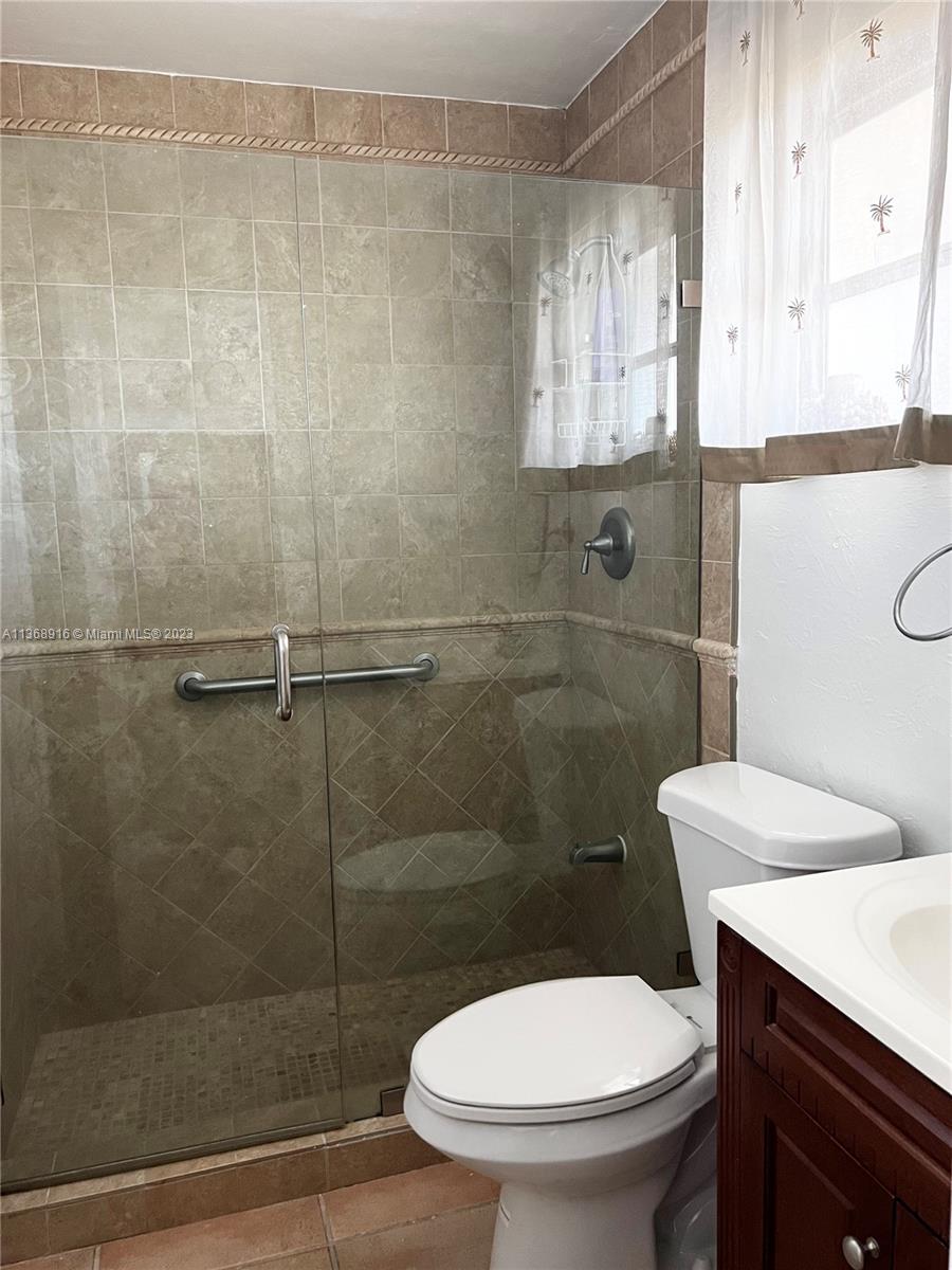 840 NW 87th Ave Unit: 502