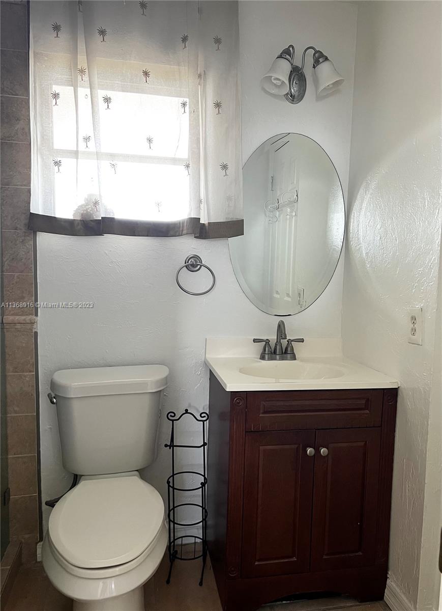 840 NW 87th Ave Unit: 502