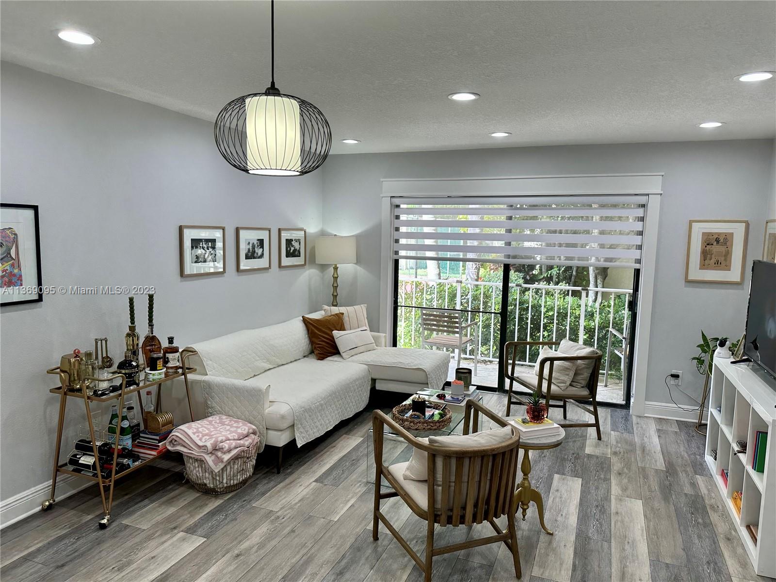 9301 SW 92nd Ave Unit: B112