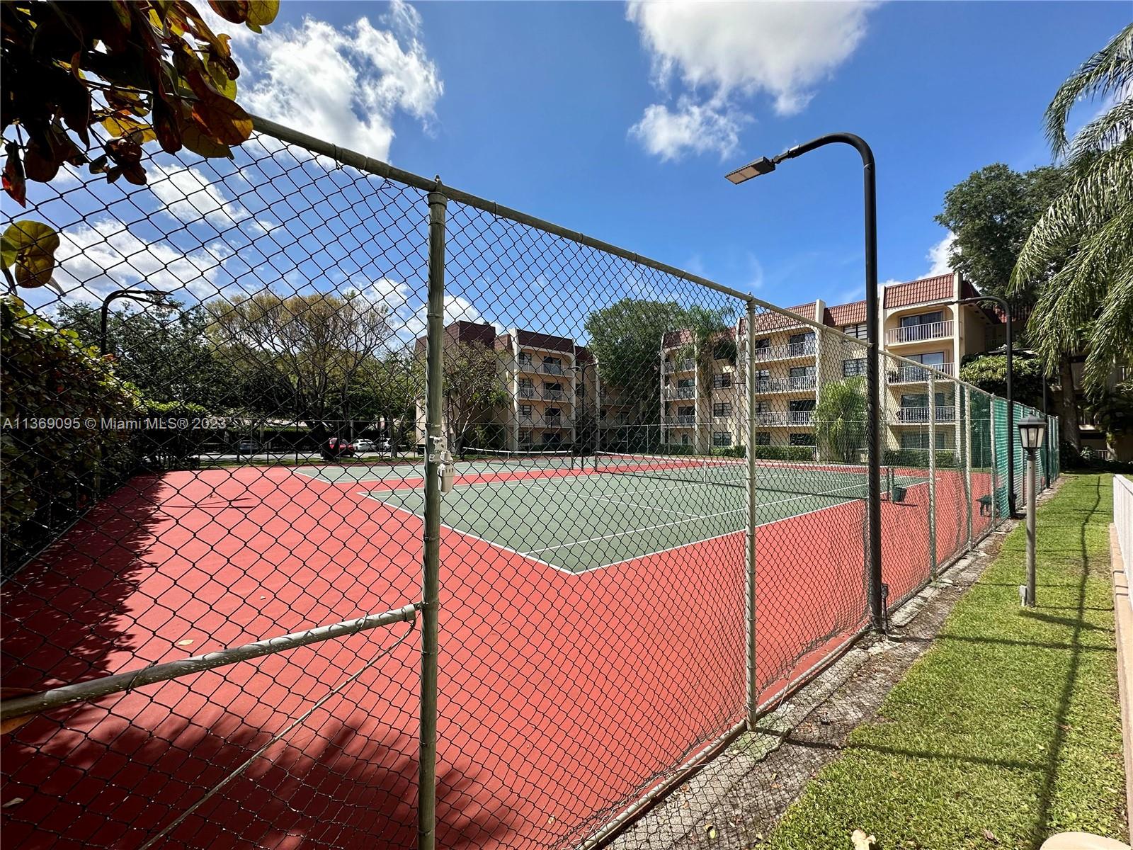 9301 SW 92nd Ave Unit: B112