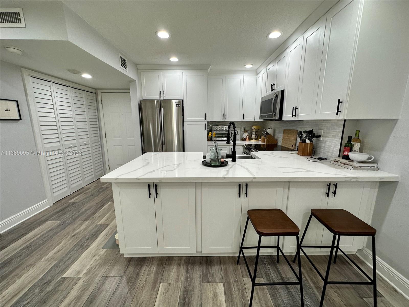 9301 SW 92nd Ave Unit: B112