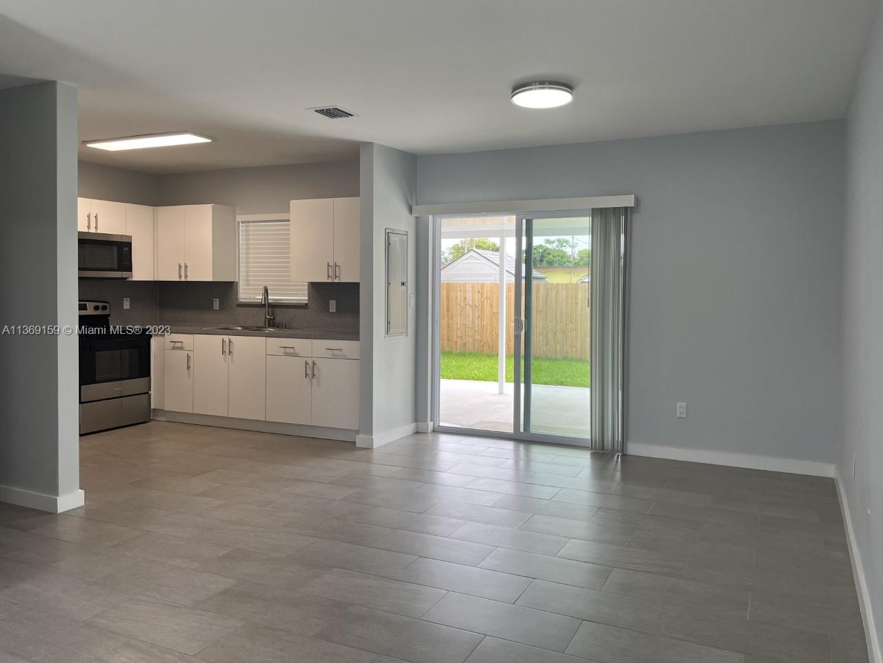 680 E 36th St