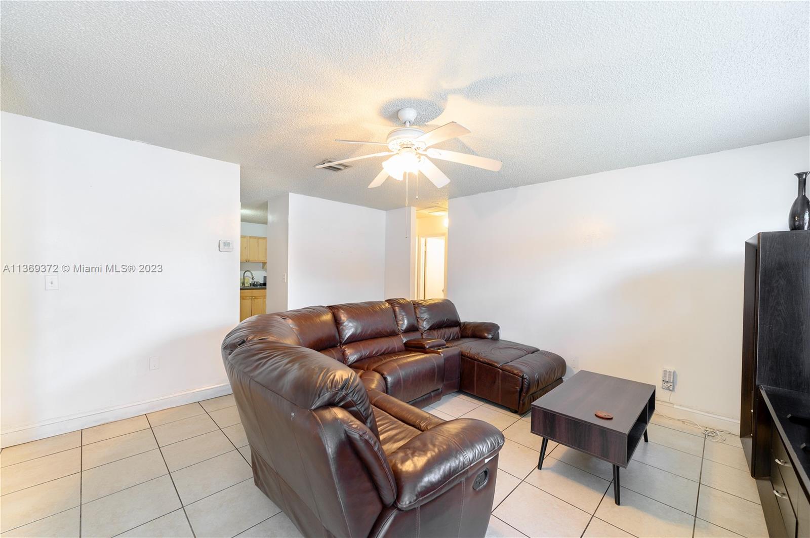 4465 NW 185th St