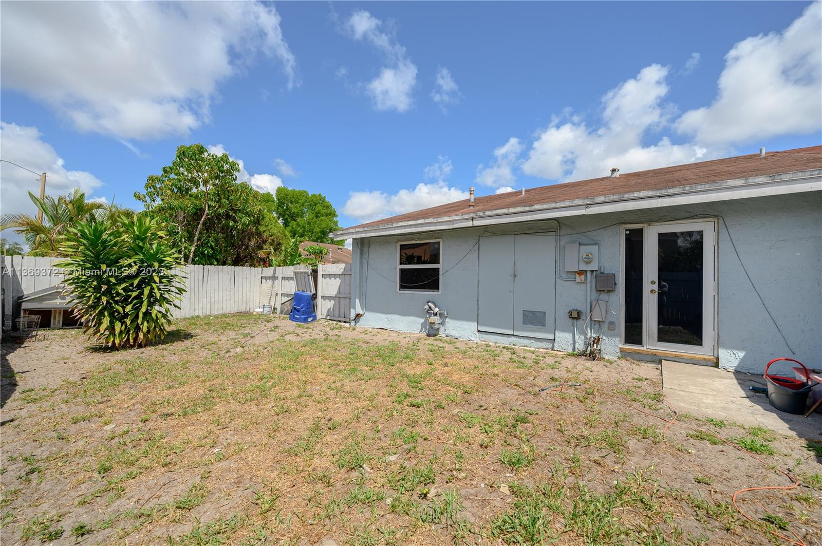 4465 NW 185th St