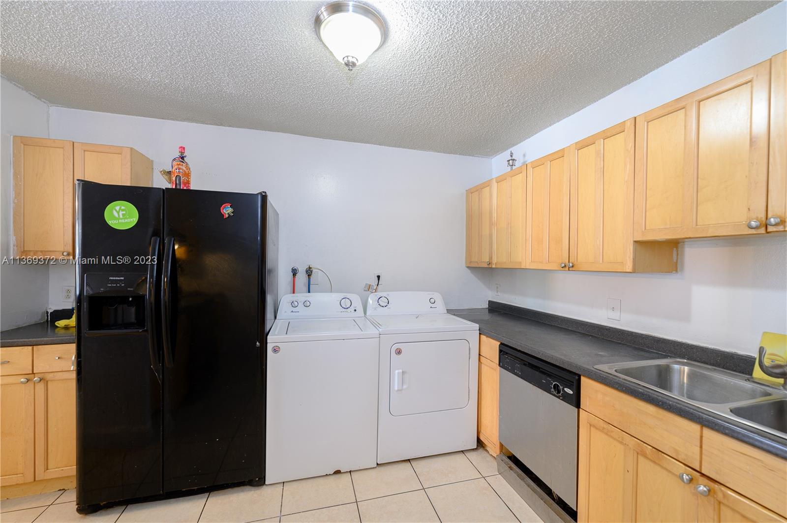 4465 NW 185th St