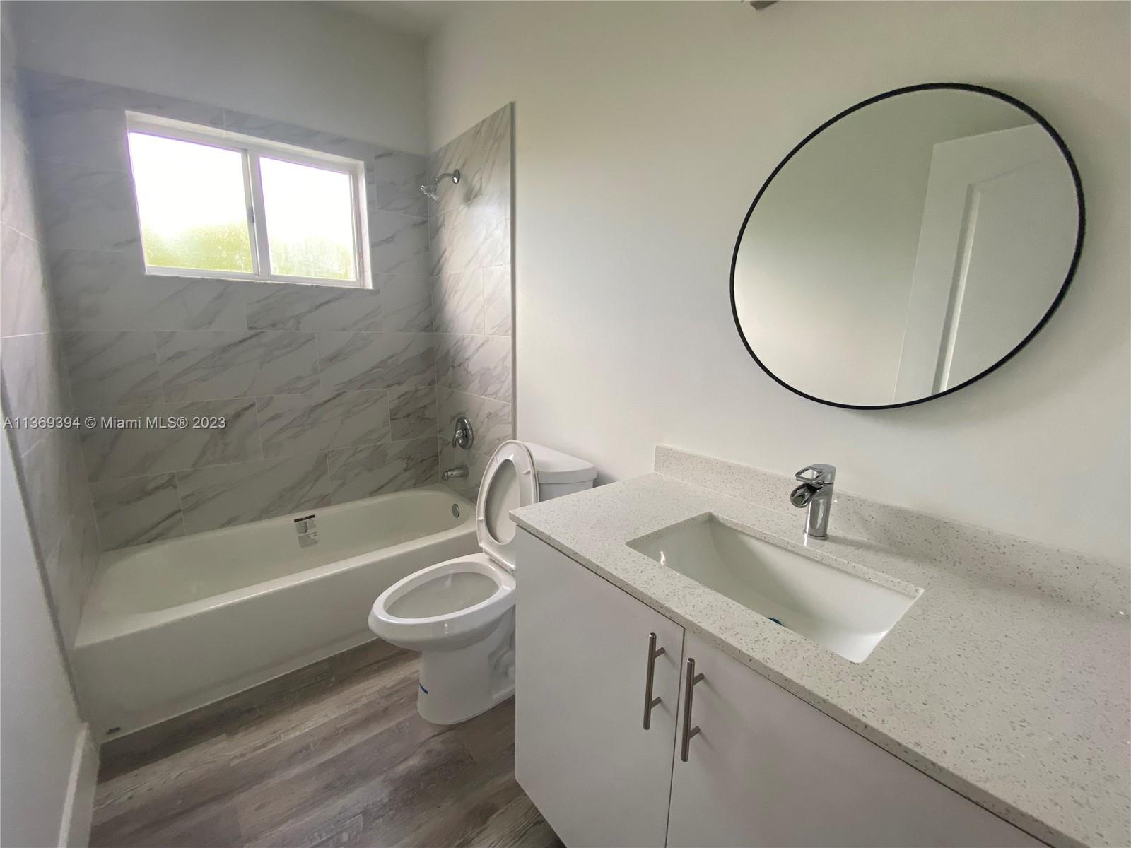 16350 SW 50th Ter