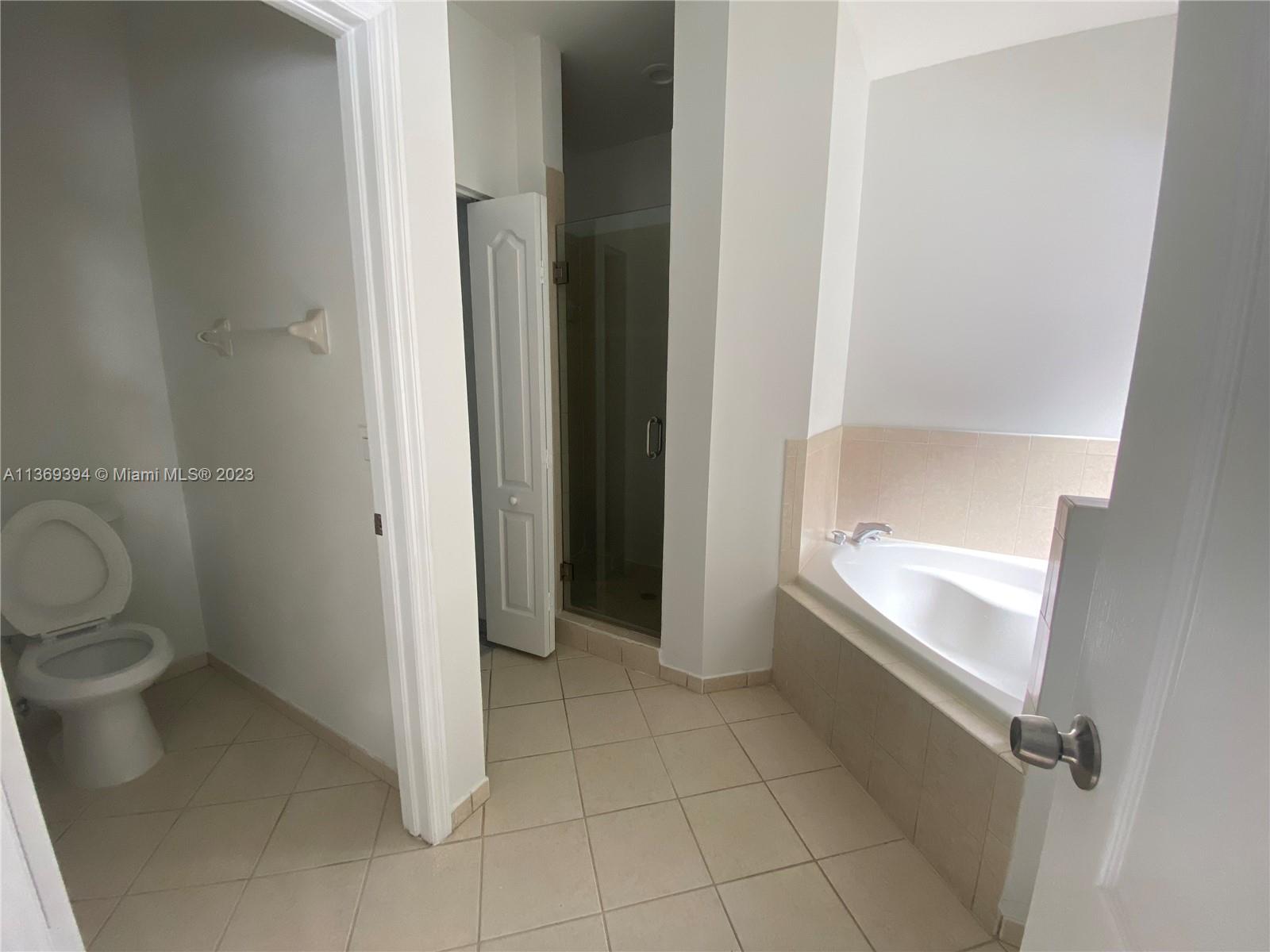 16350 SW 50th Ter