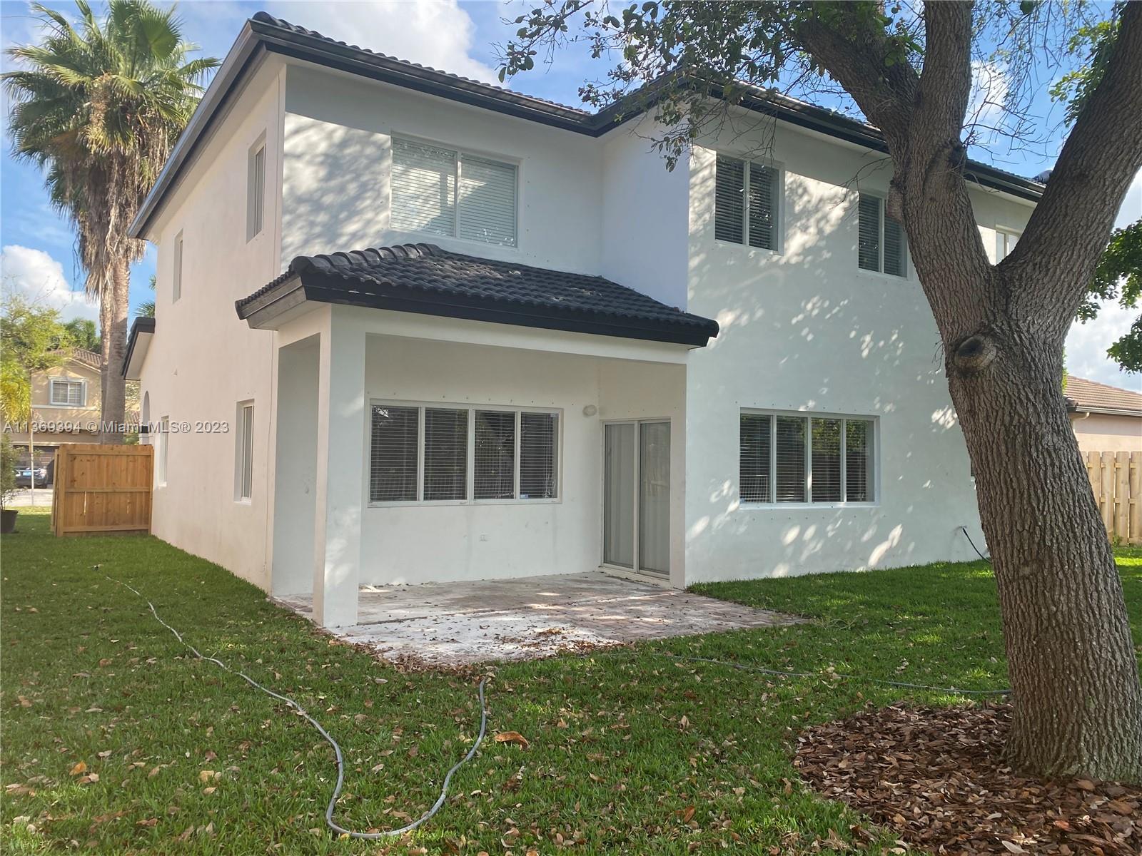 16350 SW 50th Ter