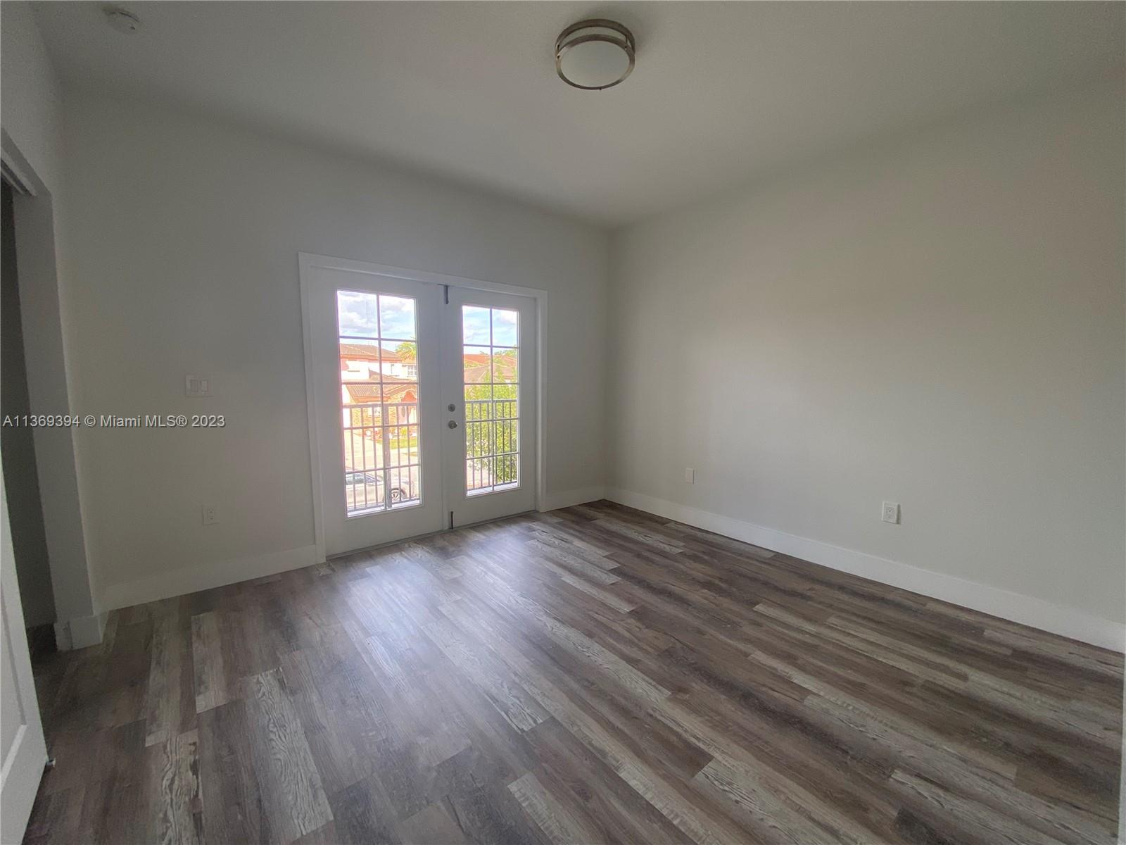 16350 SW 50th Ter