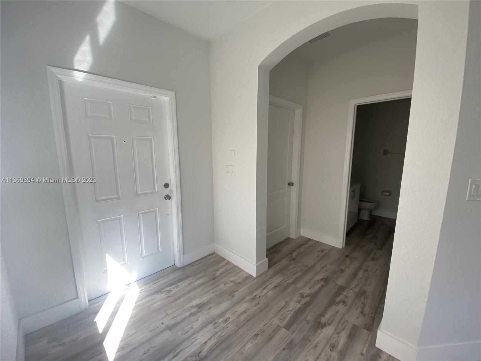 16350 SW 50th Ter