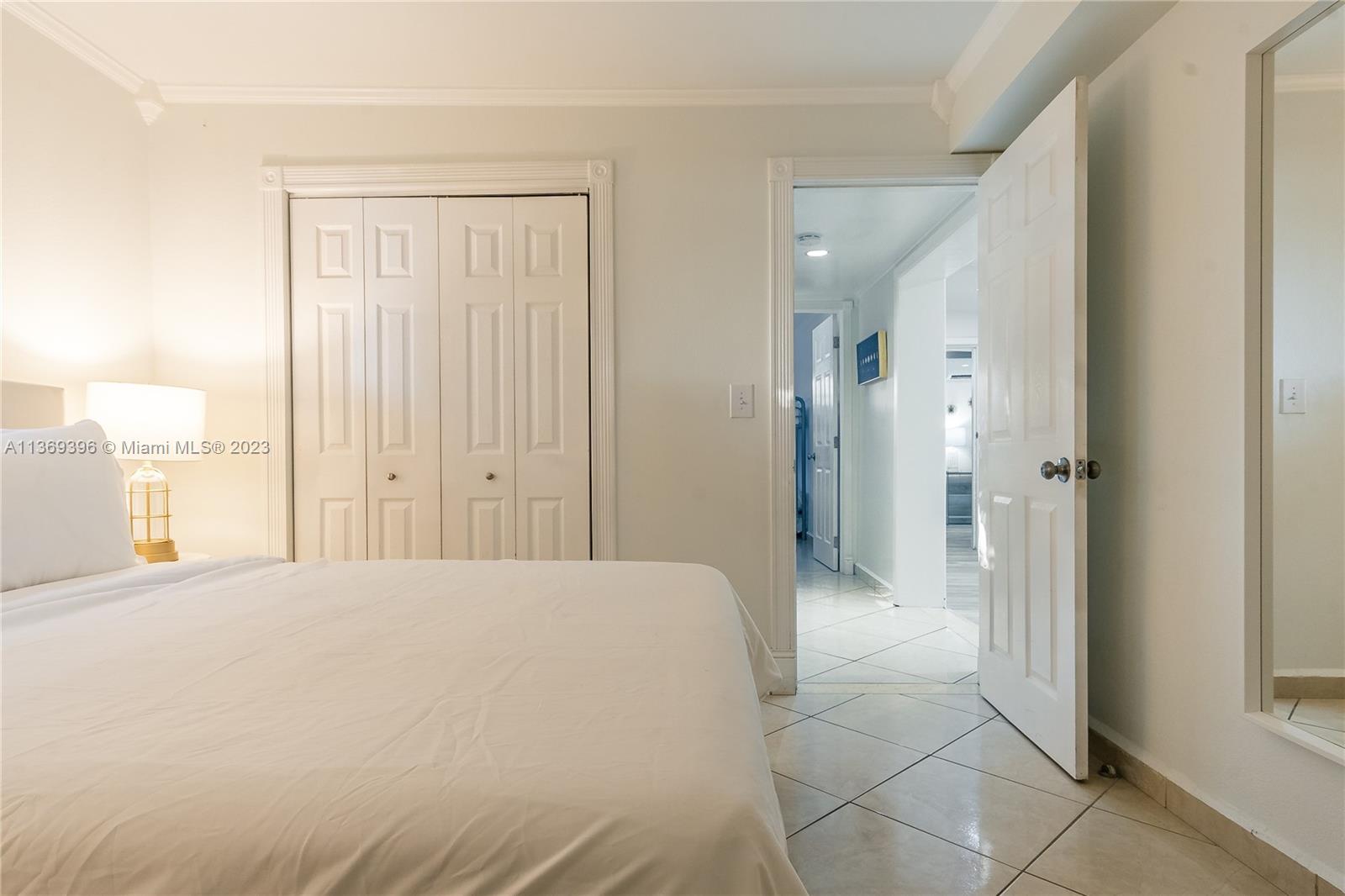 2160 NW 18th Ter Unit: Rear