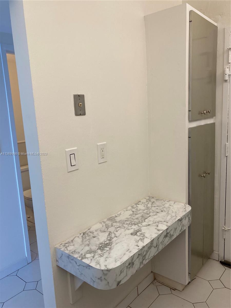 2899 Collins Ave Unit: 849