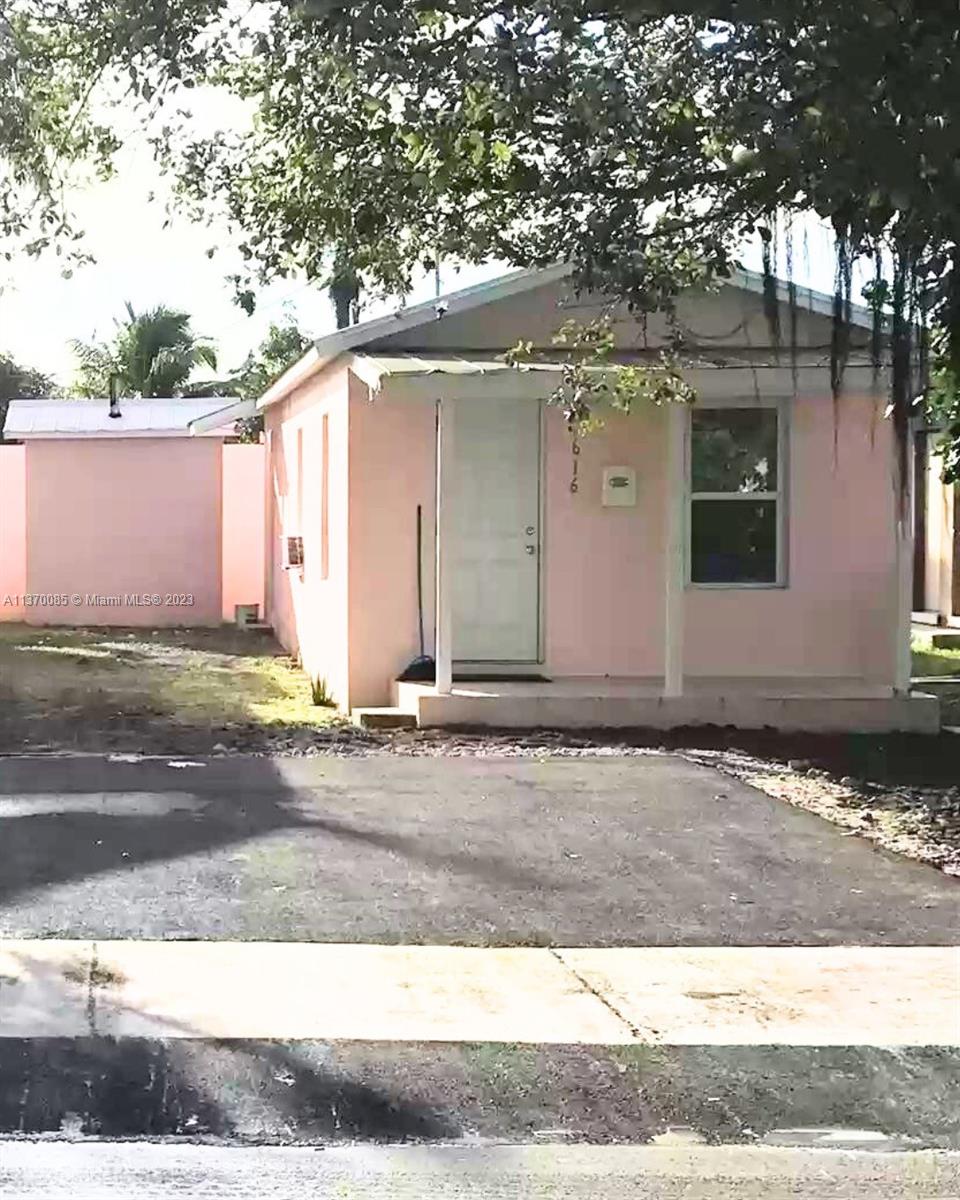 616,620 SW 8th Ave Unit: 616