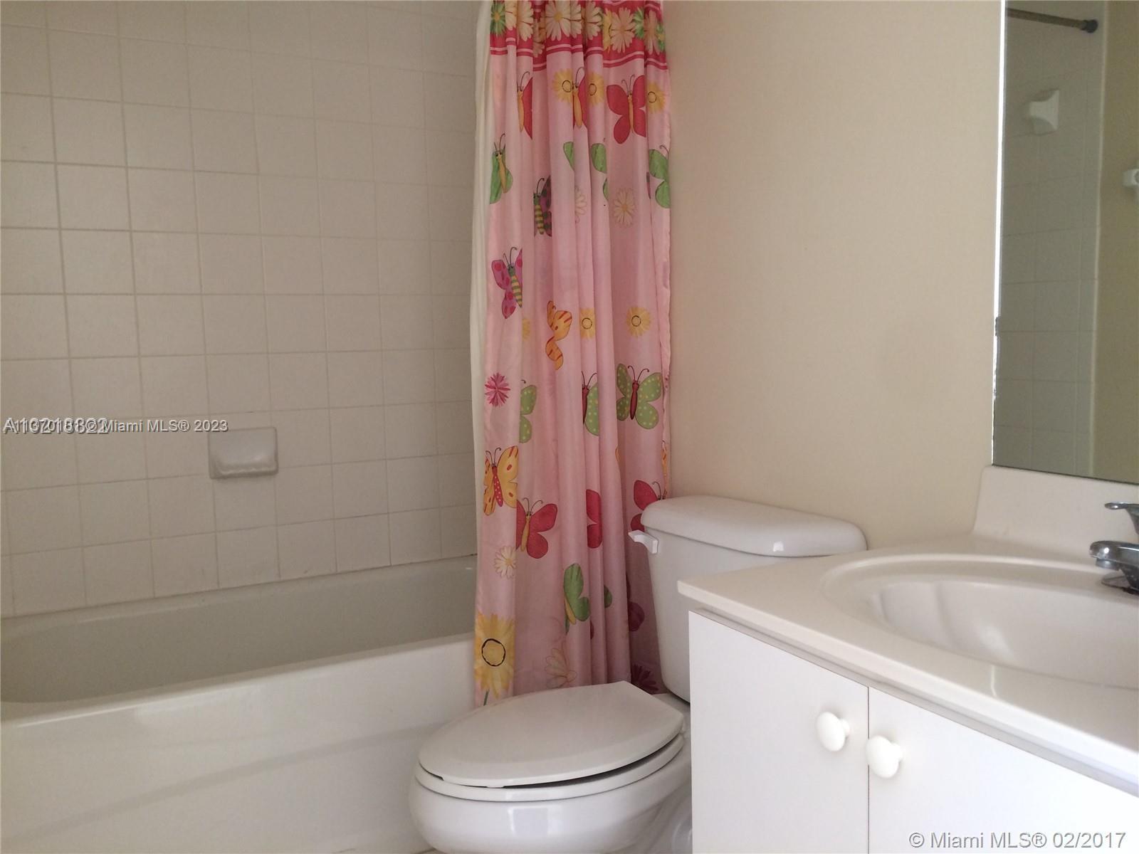 1301 SE 28th Ln Unit: 205-42