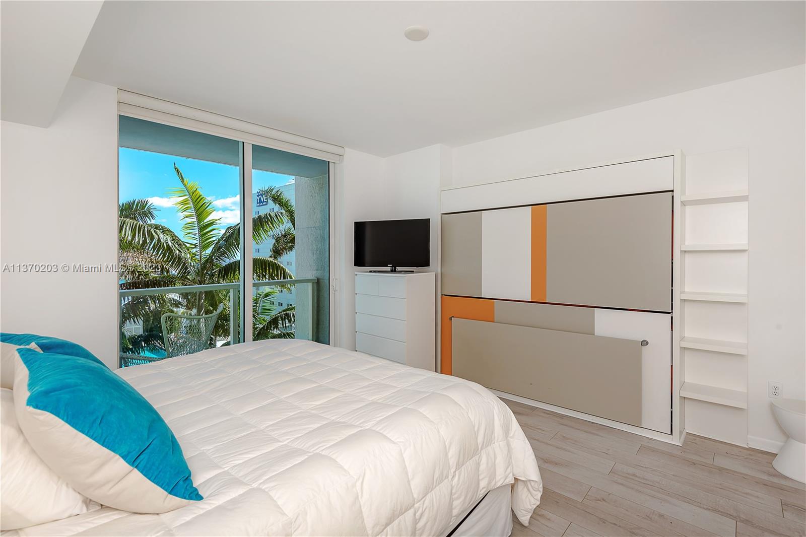 244 Biscayne Blvd # 1005