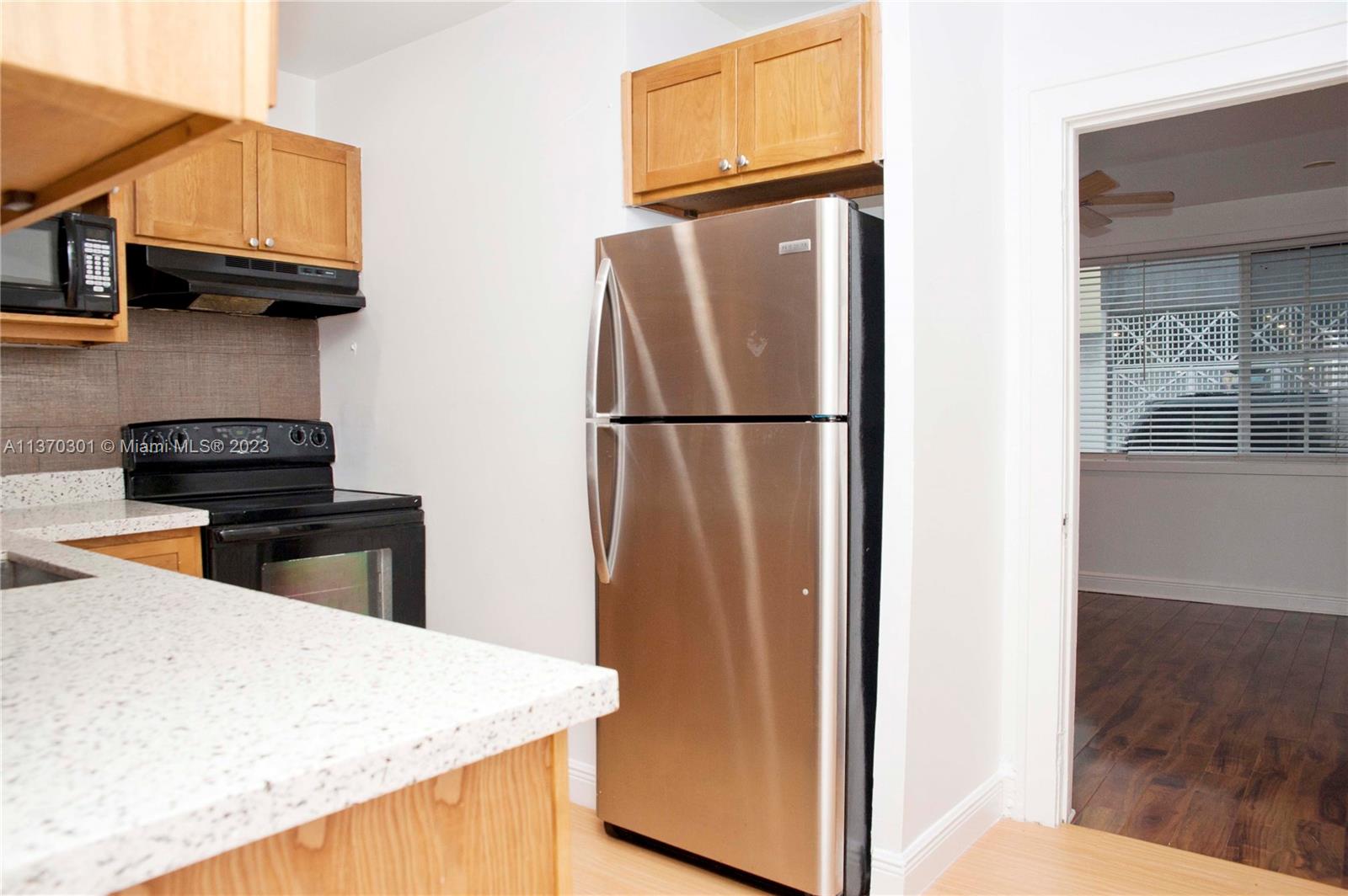 221 S 17th Ave Unit: 2