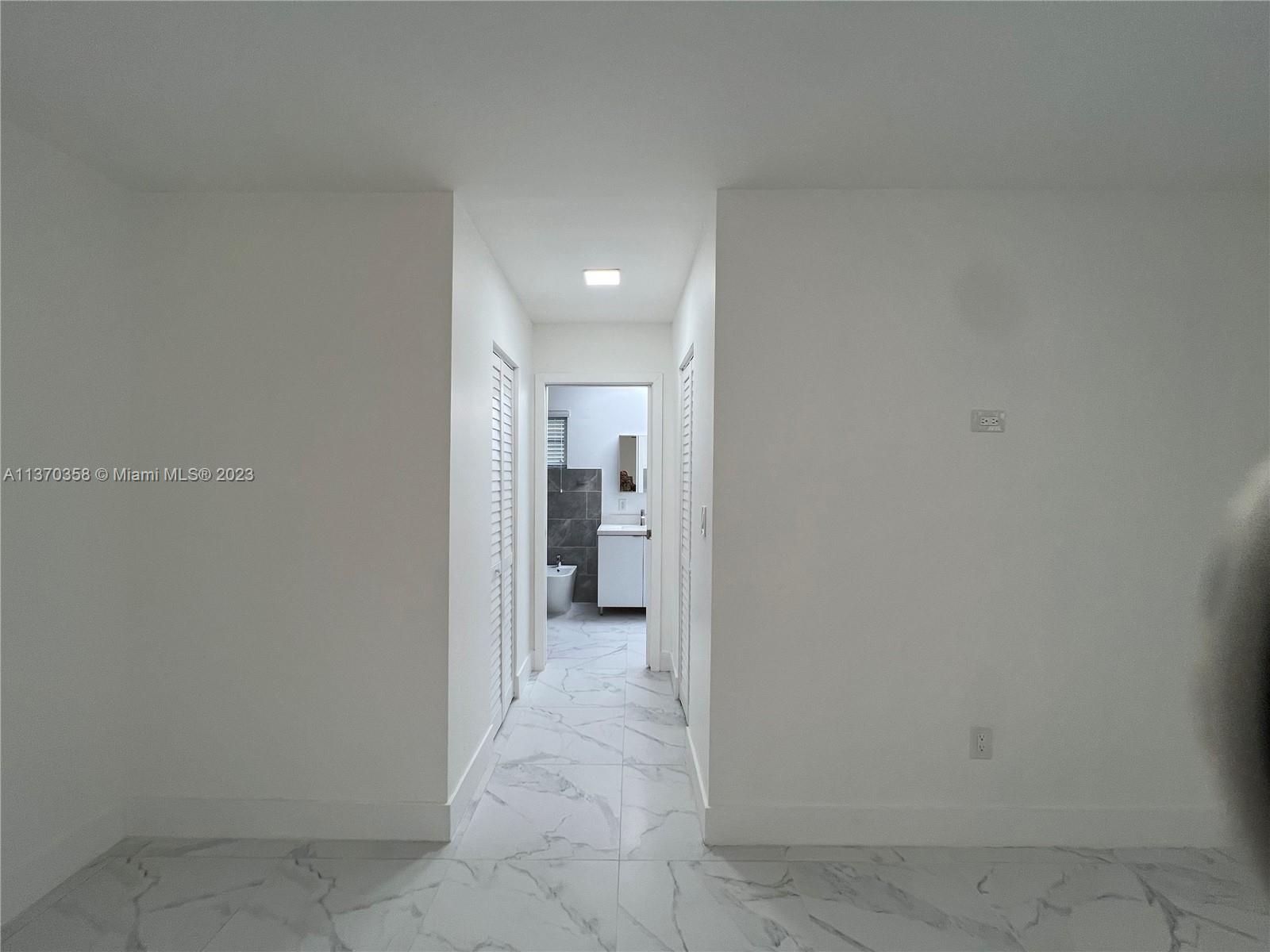 321 SW 136th Ct