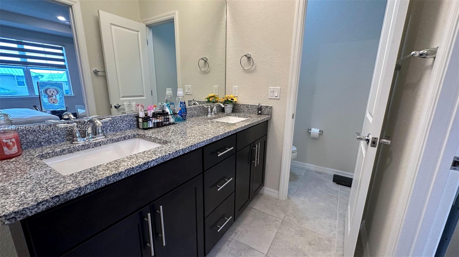 1240 Eucalyptus Dr Unit: 2