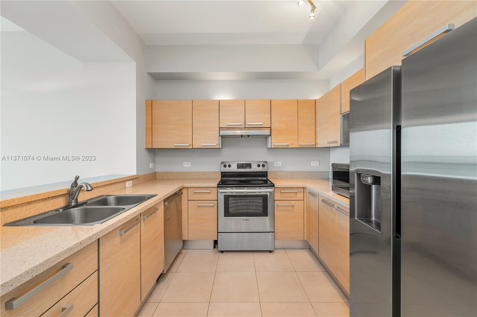 2525 SW 3rd Ave Unit: 1609