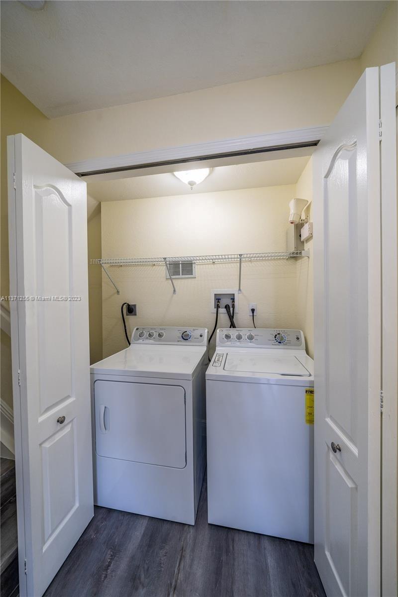 8882 W Flagler St Unit: 208