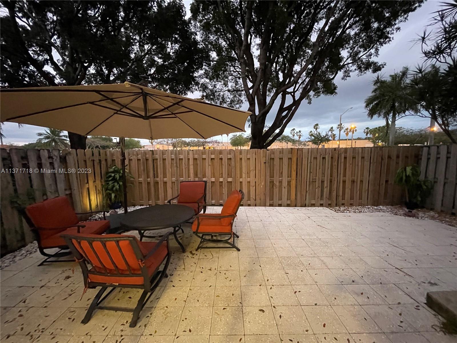 876 NW 135th Ter Unit: 876