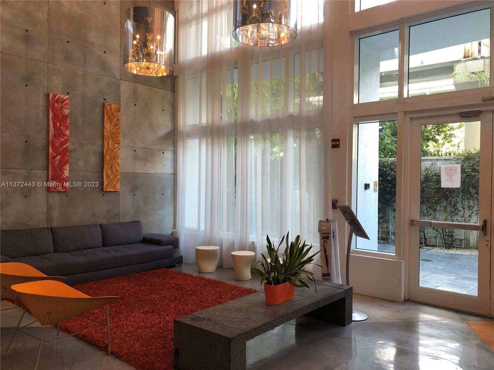 234 NE 3rd St Unit: 305